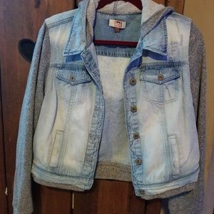 Hooded jean/denim jacket